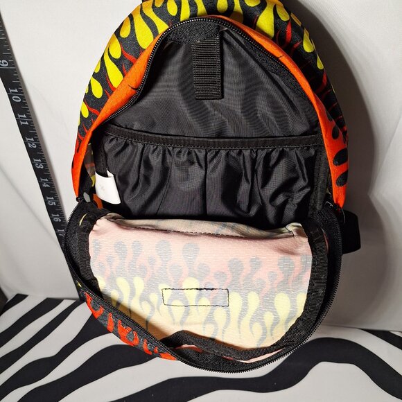 Vibedration Hydration Backpack w/o bladder - Small - Flames - Used main image 6